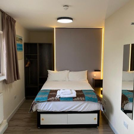 Almond Tree Hotel Bicester Eksteriør billede