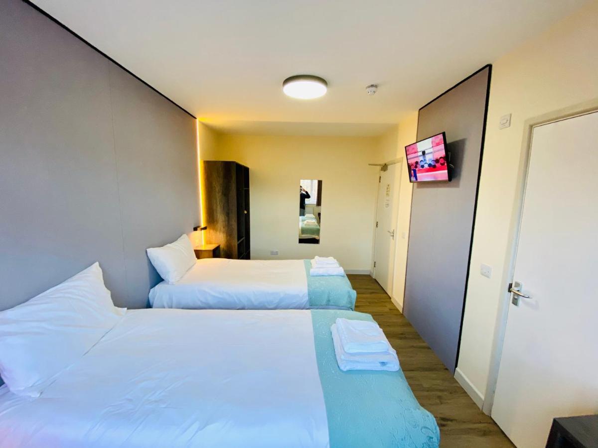 Almond Tree Hotel Bicester Eksteriør billede